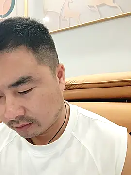 guozuo online show from October 25, 2025, 2:24 pm