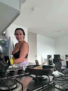  kathaLopez  online show from July 25, 2026, 12:14 pm