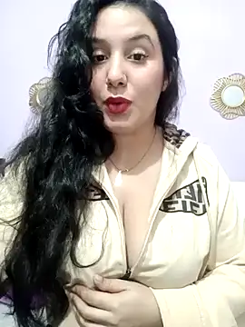 Snapshot of Deina_bunny chatting on December 17, 2024, 10:22 pm Deina bunny online show from December 17, 2024, 10:22 pm