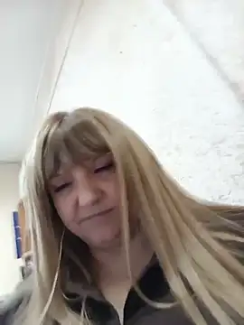 Snapshot of Office_Albertina chatting on June 8, 2026, 1:28 am Office Albertina online show from June 8, 2026, 1:28 am