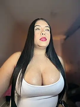 Snapshot of cami_ortiz__ chatting on May 9, 2026, 5:01 am cami ortiz online show from May 9, 2026, 5:01 am