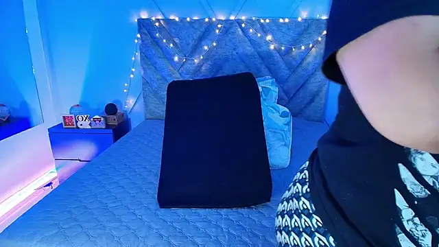 Snapshot of emmajohnss chatting on March 4, 2025, 3:44 am emmajohnss online show from March 4, 2025, 3:44 am