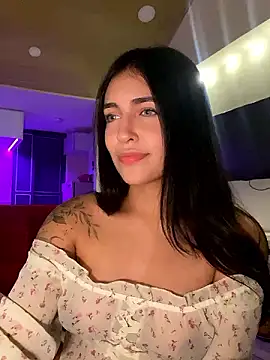 Snapshot of DaphneUwu chatting on December 2, 2024, 1:58 am DaphneUwu online show from December 2, 2024, 1:58 am