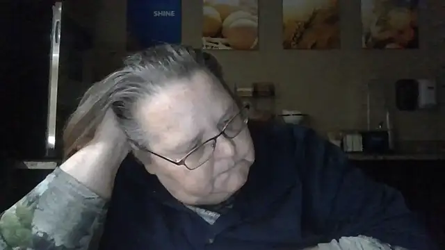 Hornybbw1978 online show from November 26, 2025, 8:15 am