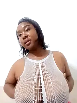 HotAFRICANBEAUTY online show from January 13, 2025, 3:23 am