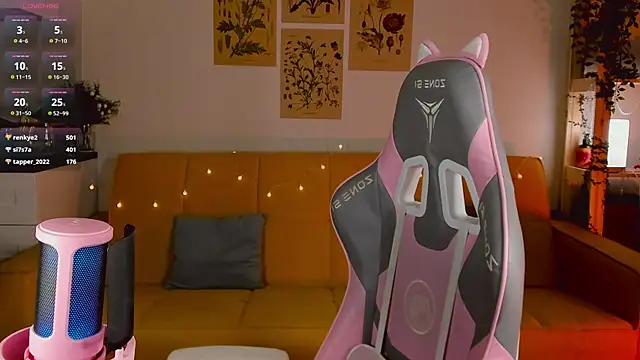 Snapshot of Sofy_Benson chatting on January 12, 2025, 2:52 pm Sofy Benson online show from January 12, 2025, 2:52 pm