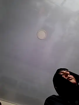 cosmicwind online show from July 8, 2026, 11:48 am
