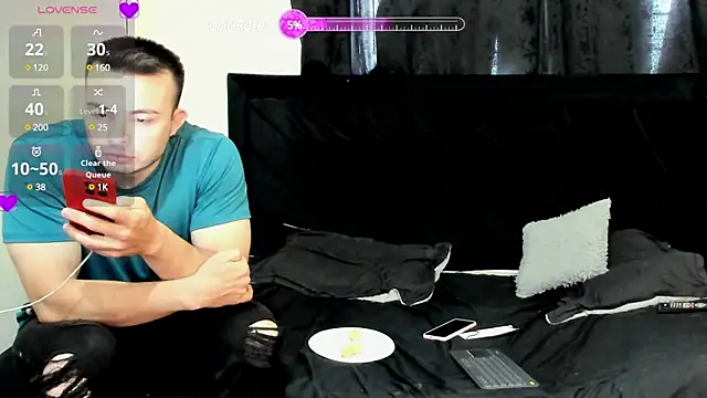 Snapshot of lissandthor13 chatting on February 11, 2025, 4:35 pm lissandthor13 online show from February 11, 2025, 4:35 pm