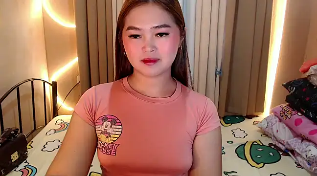 Snapshot of Itsme_claire chatting on December 30, 2024, 11:28 pm Itsme claire online show from December 30, 2024, 11:28 pm