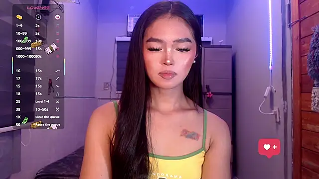 Snapshot of Itsme_claire chatting on October 18, 2025, 4:04 am Itsme claire online show from October 18, 2025, 4:04 am