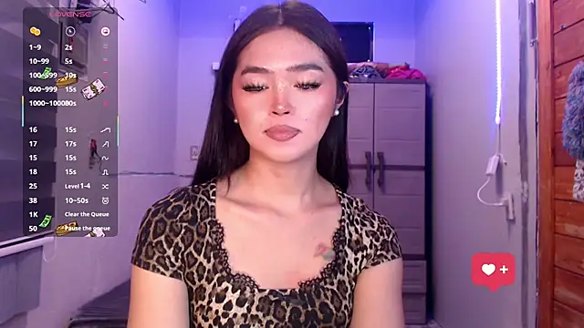 Snapshot of Itsme_claire chatting on October 28, 2025, 1:09 am Itsme claire online show from October 28, 2025, 1:09 am