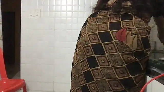 Riyasingh9 online show from February 3, 2025, 12:25 pm