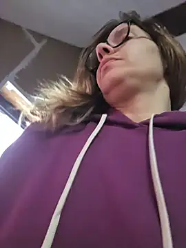 Lina lou4 online show from February 15, 2026, 3:42 pm