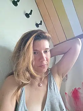 Lina lou4 online show from June 24, 2026, 7:18 am