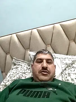 Amandev7 online show from February 22, 2026, 9:35 pm