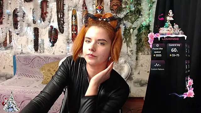 CrazyLaGirl online show from January 6, 2025, 9:54 pm