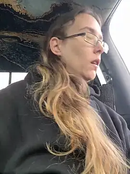 Snapshot of Dakota_02 chatting on November 26, 2025, 3:02 pm Dakota 02 online show from November 26, 2025, 3:02 pm