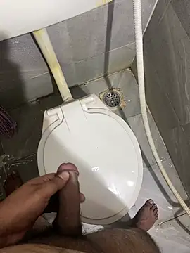 Rahuldhe22 online show from January 4, 2025, 10:45 pm