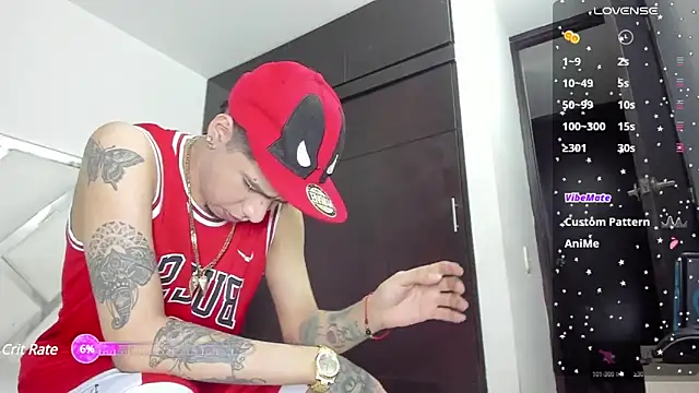 Snapshot of zack_isaac777 chatting on December 17, 2024, 4:23 am zack isaac777 online show from December 17, 2024, 4:23 am