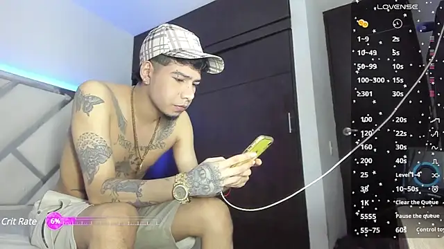 Snapshot of zack_isaac777 chatting on December 31, 2024, 3:45 am zack isaac777 online show from December 31, 2024, 3:45 am