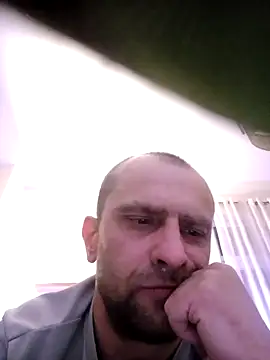 Snapshot of Roman0798 chatting on December 11, 2024, 5:48 pm Roman0798 online show from December 11, 2024, 5:48 pm