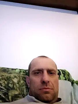 Snapshot of Roman0798 chatting on December 16, 2024, 6:32 am Roman0798 online show from December 16, 2024, 6:32 am