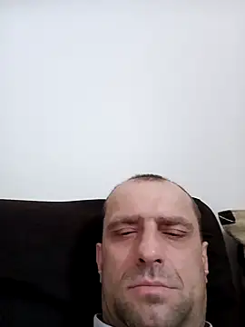 Snapshot of Roman0798 chatting on December 17, 2024, 1:05 pm Roman0798 online show from December 17, 2024, 1:05 pm