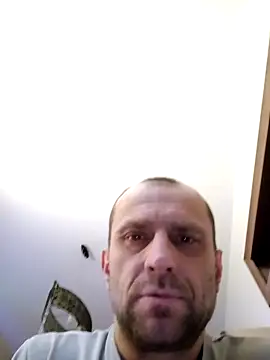 Snapshot of Roman0798 chatting on December 21, 2024, 6:52 am Roman0798 online show from December 21, 2024, 6:52 am