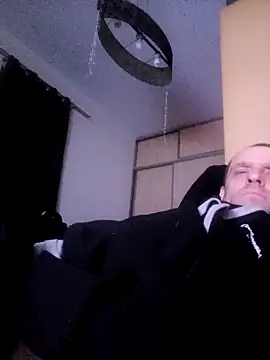 Snapshot of Roman0798 chatting on March 2, 2025, 9:11 pm Roman0798 online show from March 2, 2025, 9:11 pm