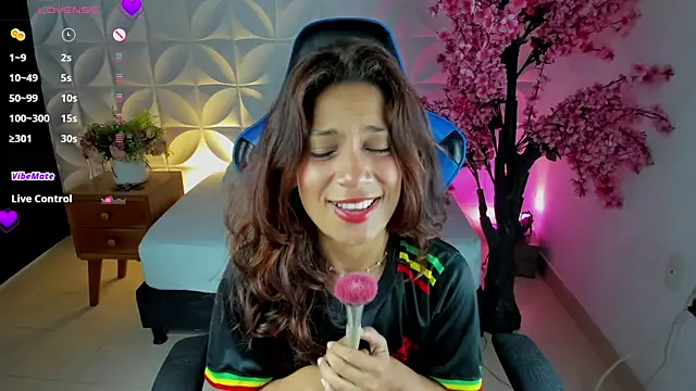 cora 22 online show from January 31, 2025, 3:22 pm