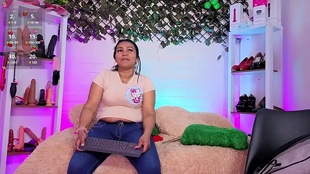 louise nails online show from June 24, 2026, 8:19 pm