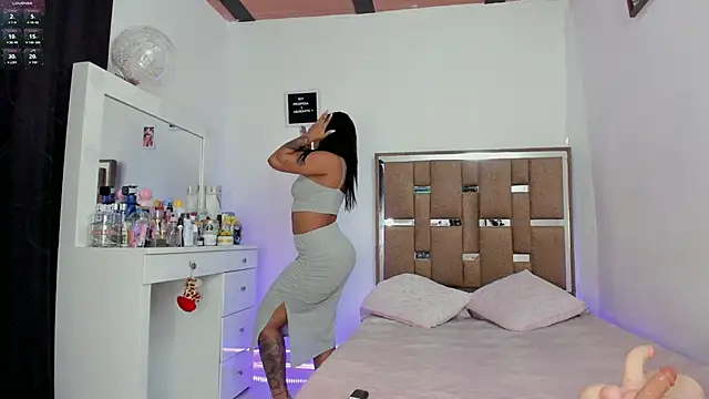 Snapshot of kendall-ewers chatting on September 9, 2025, 11:04 pm kendall-ewers online show from September 9, 2025, 11:04 pm