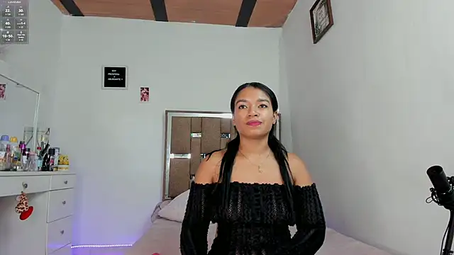 Snapshot of kendall-ewers chatting on October 1, 2025, 12:27 am kendall-ewers online show from October 1, 2025, 12:27 am