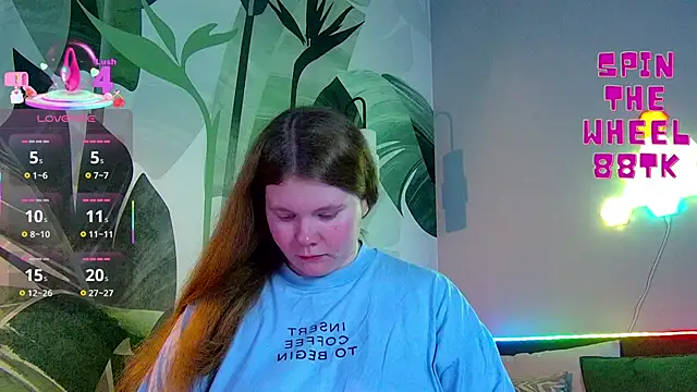 Snapshot of RubyValen chatting on October 1, 2025, 1:22 am RubyValen online show from October 1, 2025, 1:22 am