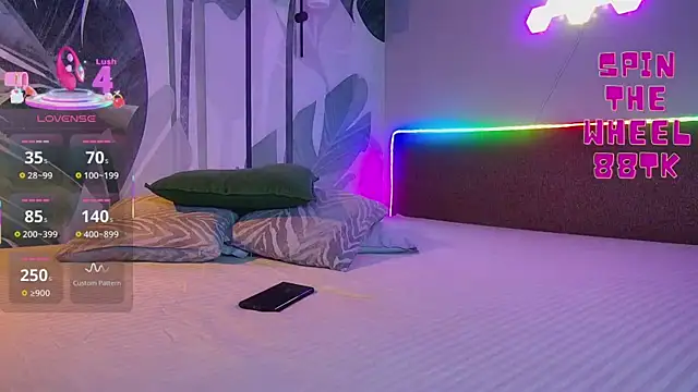 Snapshot of RubyValen chatting on November 3, 2025, 1:08 am RubyValen online show from November 3, 2025, 1:08 am