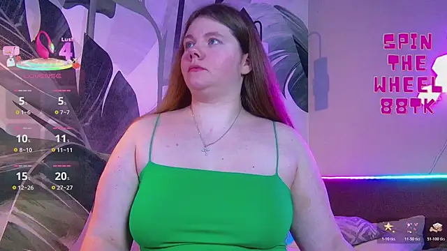 Snapshot of RubyValen chatting on November 5, 2025, 1:27 am RubyValen online show from November 5, 2025, 1:27 am