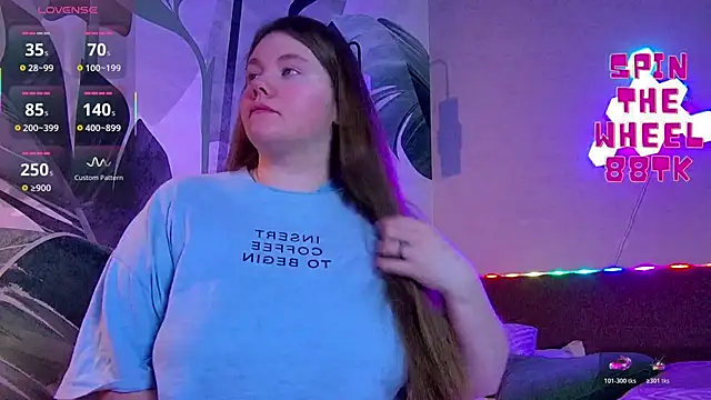 Snapshot of RubyValen chatting on November 22, 2025, 1:48 am RubyValen online show from November 22, 2025, 1:48 am