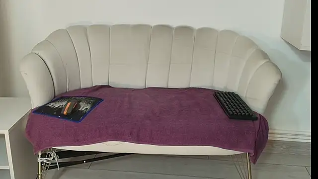 TheTopAlex online show from July 1, 2026, 4:14 am