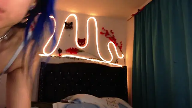 pussytight pervert online show from March 8, 2025, 1:28 am