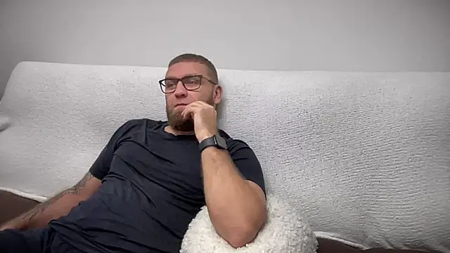 Snapshot of Bear_bear_ chatting on December 24, 2024, 12:33 am Bear bear online show from December 24, 2024, 12:33 am