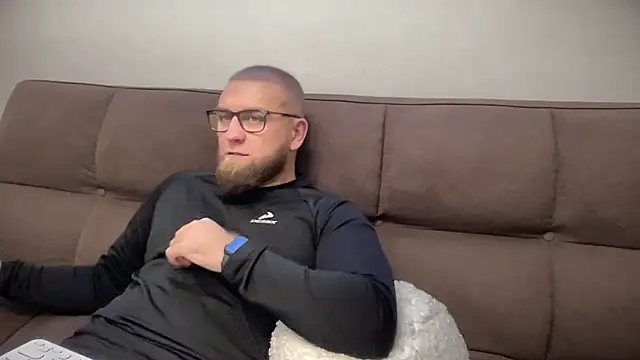 Snapshot of Bear_bear_ chatting on December 31, 2024, 12:57 pm Bear bear online show from December 31, 2024, 12:57 pm