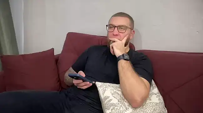 Snapshot of Bear_bear_ chatting on January 24, 2025, 12:20 pm Bear bear online show from January 24, 2025, 12:20 pm