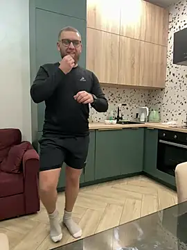 Snapshot of Bear_bear_ chatting on February 21, 2025, 5:09 pm Bear bear online show from February 21, 2025, 5:09 pm