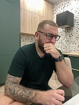 Snapshot of Bear_bear_ chatting on February 22, 2025, 10:20 pm Bear bear online show from February 22, 2025, 10:20 pm