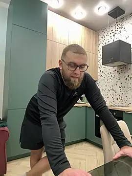 Snapshot of Bear_bear_ chatting on February 23, 2025, 4:13 pm Bear bear online show from February 23, 2025, 4:13 pm