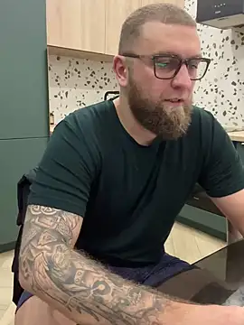 Snapshot of Bear_bear_ chatting on February 25, 2025, 9:02 pm Bear bear online show from February 25, 2025, 9:02 pm