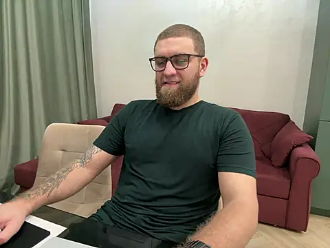 Snapshot of Bear_bear_ chatting on March 13, 2025, 4:49 am Bear bear online show from March 13, 2025, 4:49 am