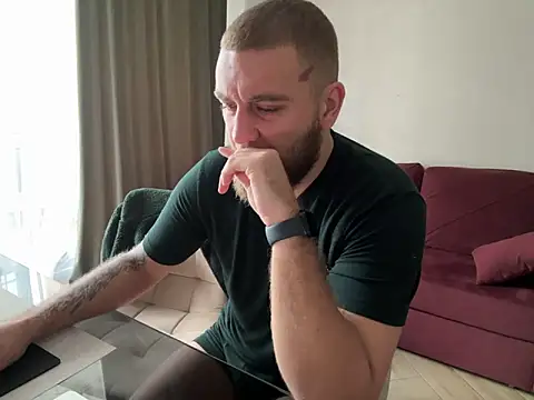 Snapshot of Bear_bear_ chatting on March 20, 2025, 5:57 am Bear bear online show from March 20, 2025, 5:57 am