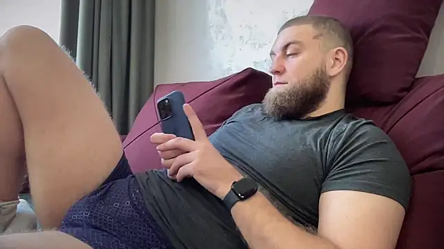 Snapshot of Bear_bear_ chatting on March 23, 2025, 5:54 am Bear bear online show from March 23, 2025, 5:54 am