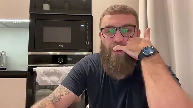 Snapshot of Bear_bear_ chatting on November 21, 2025, 11:09 am Bear bear online show from November 21, 2025, 11:09 am